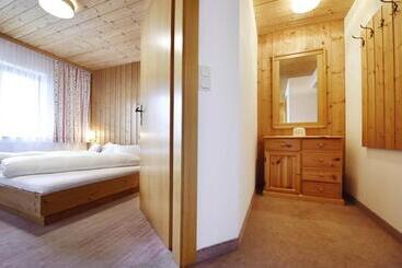 Bed and Breakfast Berghof Gundalatsch