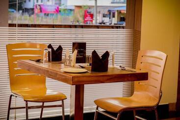 호텔 Brindhavan Residency