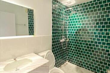 汽车旅馆  บ้านสวนสมบูรณ์