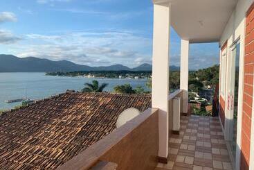 ペンション Residencial Marcelo E Irene