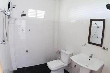 펜션 The Sea View Villa Surf School