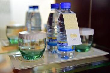 公寓式酒店  Al Ebreez Palace 3