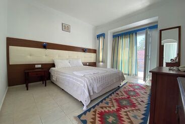 Eskiyali Otel