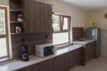 פנסיון Guest House Balkanski Kat