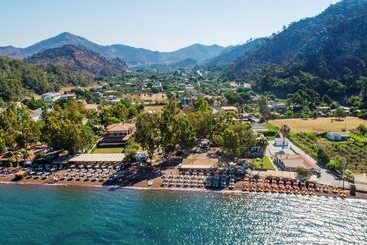 Отель Kensington Kerdime Beach