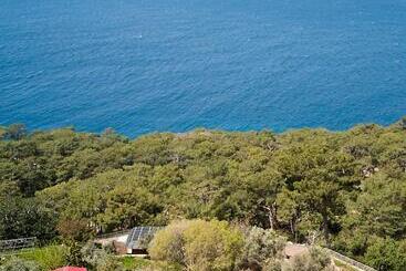 فندق Seaside Faralya