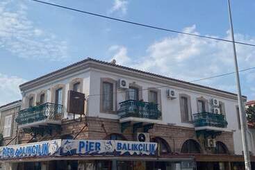 بنسيون Castadiva