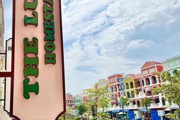 پانسیون The Luxe Phu Quoc