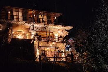 リゾートホテル Neelkanth Retreat Mukteshwar