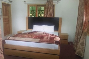 Blue Bell Hotel And Restaurant Balakot