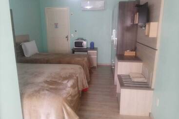 فندق فئة نجمة واحدة Pousada Tradição