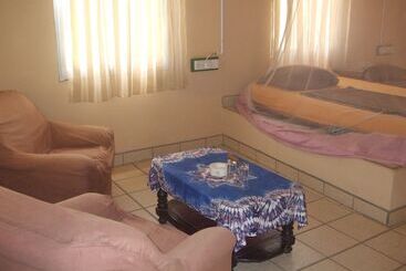 Camping Sukuta & Lodge