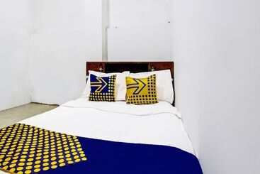 فندق Spot On 92156 Adinda Kost