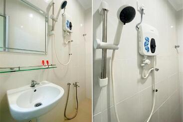 Safari Hotel Lumut By Oyo