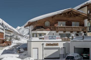 Отель Appartment Alpenhäusl