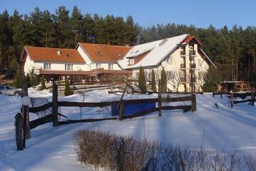 هتل Country Holiday