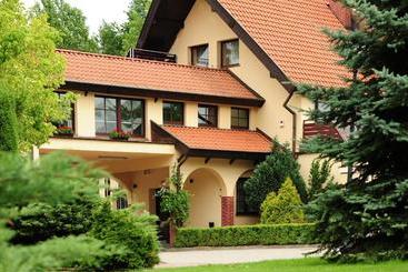 בית מלון כפרי Bukowy Dworek Geovita