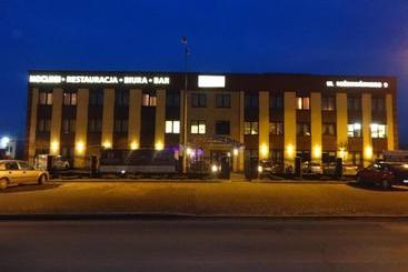 בית מלון כפרי Gościniec Biznesowy