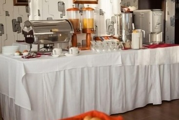 Jade Hotel Ezüsthíd