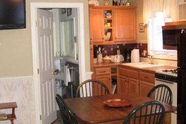 호텔 Lazy E Motor Inn