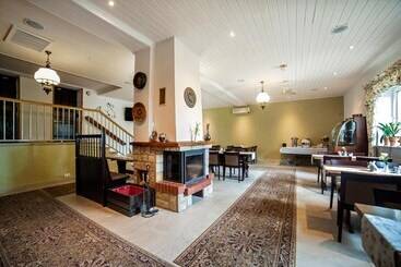 בית מלון כפרי Pelikan