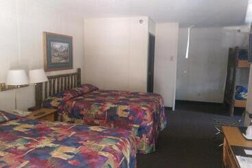 Отель Rushmore Express Keystone