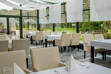 Отель Villa Verde Congress & Spa