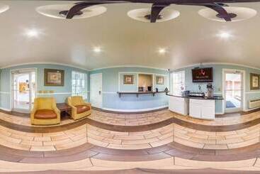 ホテル Winton Inn & Suites