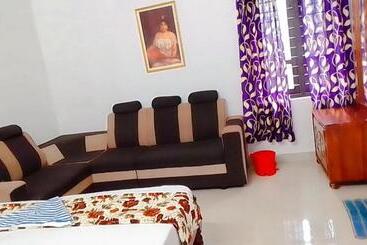 مبيت وإفطار Karma Homestay