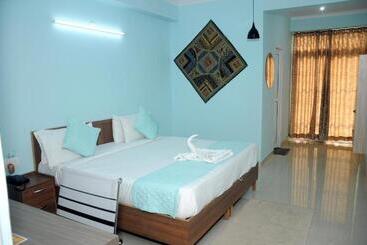 בית מלון כפרי Collection O 81038 Royal Galaxy Inn