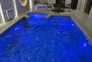 هتل Grand Caravan