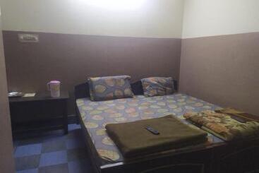 فندق Shree Radha Krishna Guest House By Wb Inn