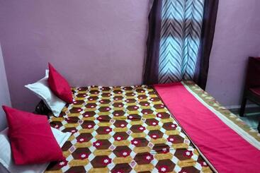 هتل Sun N Star By Wb Inn