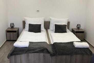 ペンション Csodaszarvas Vendégház Nyíradony