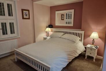 פנסיון Poppy Cottage