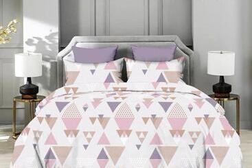 Pr Resort   Walking Distance To Jw Marriott Hotel Couple Friendly