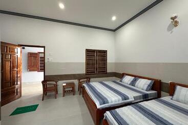 تختخواب و صبحانه Cát Tú Homestay