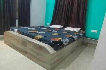 Oyo Hotel Satyam Tower