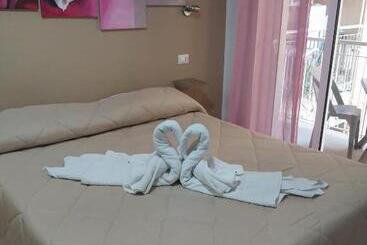 ペンション Milazzo La Porta Delle Eolie 2.0