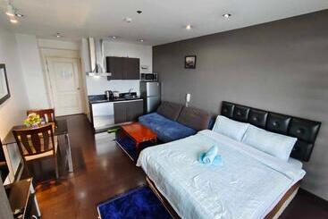 Aparthotel The Gramercy Makati