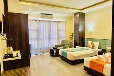 בית מלון כפרי Staynest Gangtok 100 Meter From Mall Road