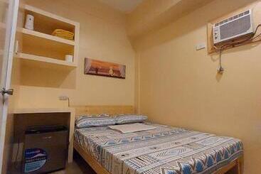 Majatalo Danny S Den Boracay