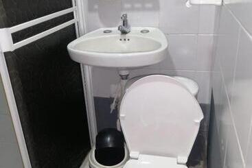 פנסיון Esmeralda Acogedora