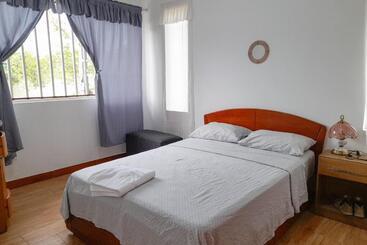 پانسیون Hospedaje La Esmeralda De San Borja