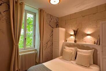 Bed and Breakfast Le Presbytère • Maison Flore