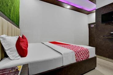 Отель Mansarovar