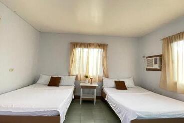 تختخواب و صبحانه Manalo S Lodge And Restaurant