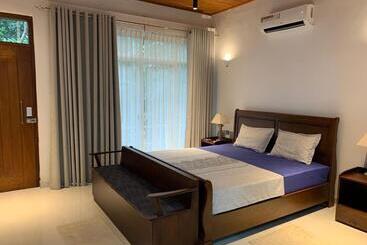 Bed and Breakfast Rani Suite And Cabin