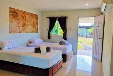 ปารมีฟาร์มสเตย์