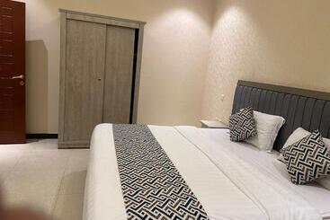 בית מלון כפרי Laden Suits Ghirnatah